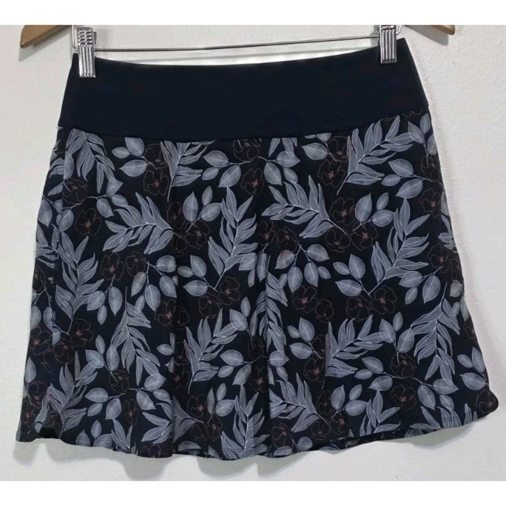 PUMA Golf Tennis Skirt‎ Skort PWRSHAPE Compression Waist S Navy Floral Outdoor